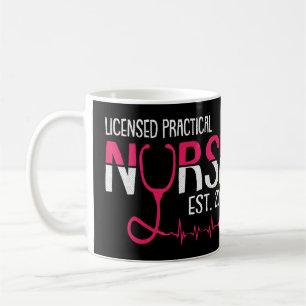 Caneca De Café Vivendo O Assistente Médico Com Certificação De