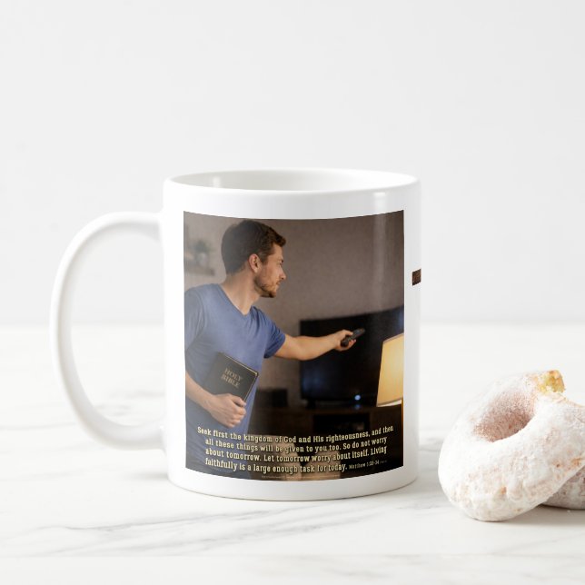 Caneca De Café Viver fielmente é o suficiente (Com Donut)