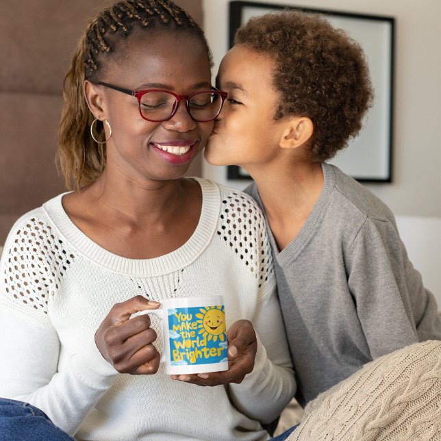 Caneca De Café Você Torna O Mundo Mais Brilhante (Thank someone special with this cute, "You make the world brighter" sun mug! )