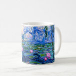Caneca De Café Water Lily, 1919, por Claude Monet,<br><div class="desc">Lírios d'água,  pintura famosa de Claude Monet,  em 1919,  com cores sólidas coordenadas em cores púrpura e azul Monet,  prontos para misturar e combinar.</div>