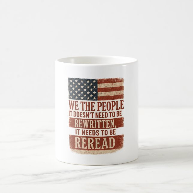 Caneca De Café We the People Reread Flag Quote (Centro)