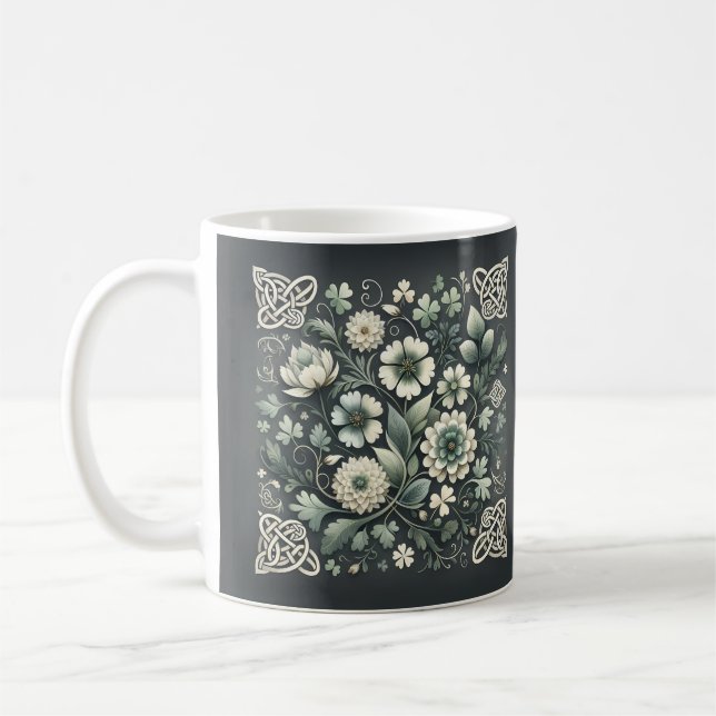 Caneca De Café Whispered Clover Knotwork Garden (Esquerda)