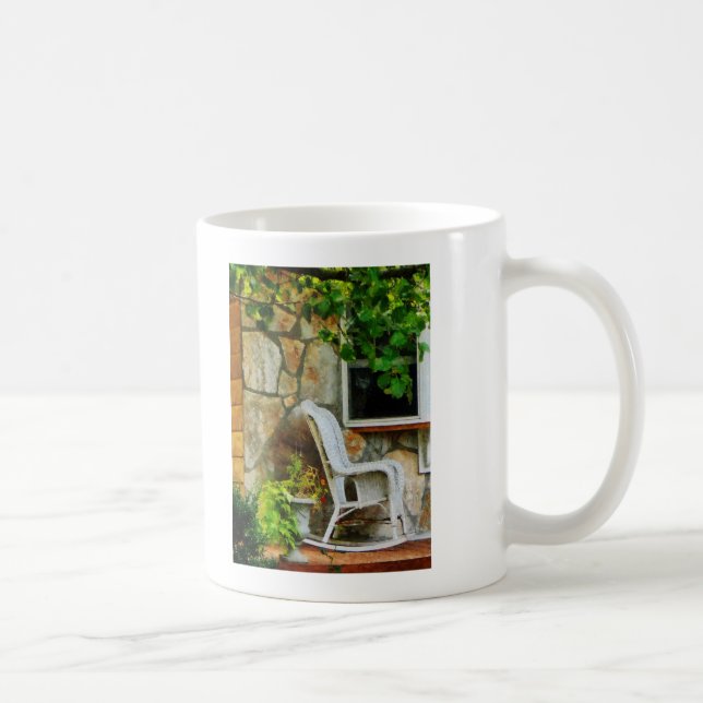 Caneca De Café Wicker Rocking Cadeira em Porch (Direita)