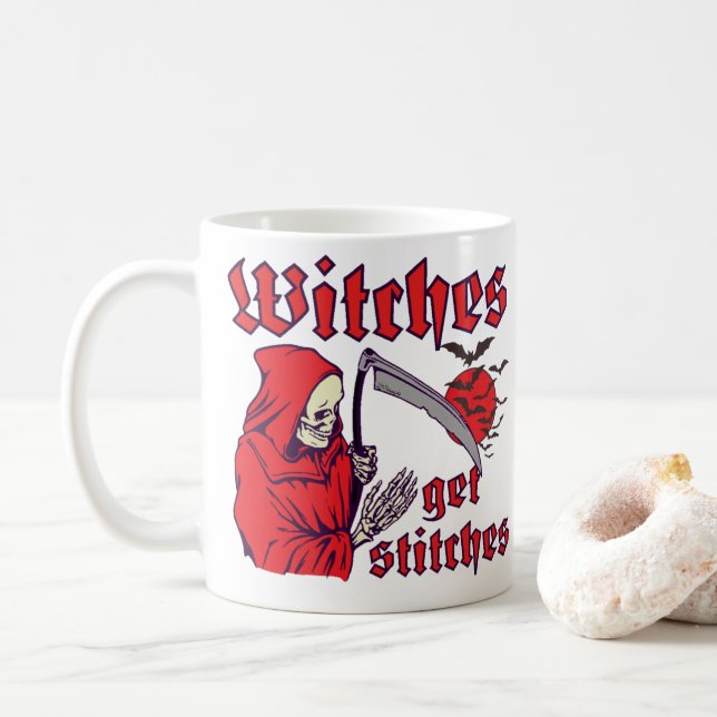 Caneca De Café WITCHES TÊM ESTITCHES engraçados assustadores no h (Com Donut)