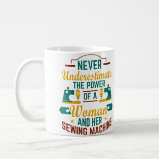 Caneca De Café Womens Never Underestimate Sewing Machine Sew Quil