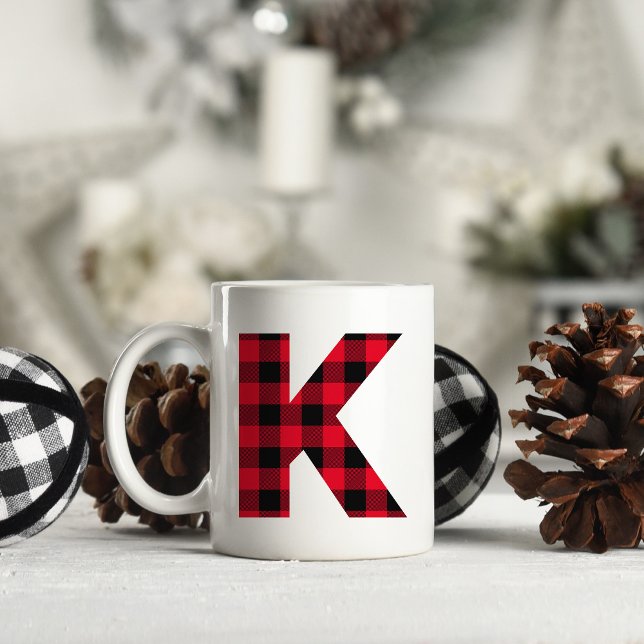Caneca De Café Xadrez Búfalo Vermelha e Negra - Letra K Monograma (Letter K Monogram Christmas Coffee Cup)