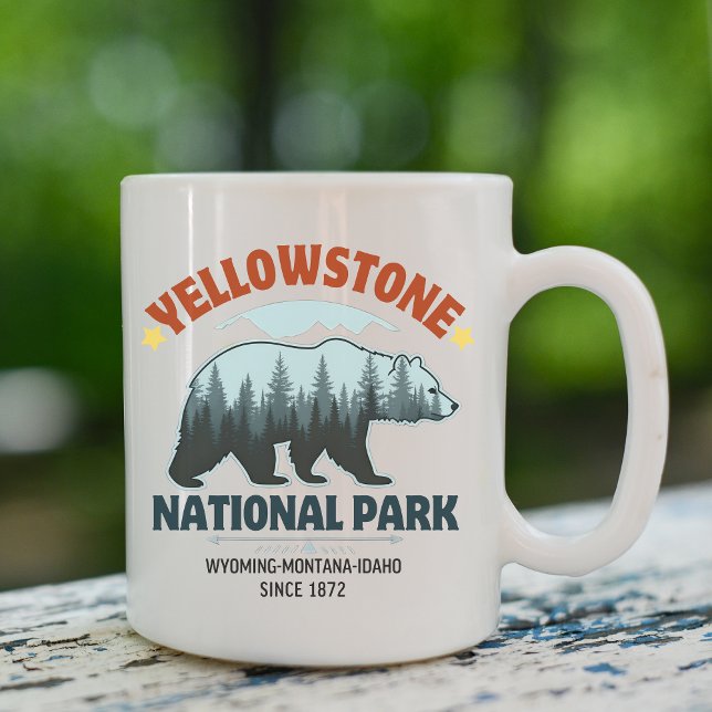 Caneca De Café Yellowstone Bear – Sip the Spirit of the Wild (Criador carregado)
