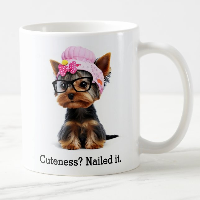 Caneca De Café Yorkie Adorável com Beanie Rosa (Criador carregado)