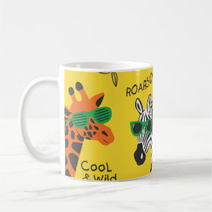 Caneca De Café zebra legal e girafa vestindo óculos em amarelo b