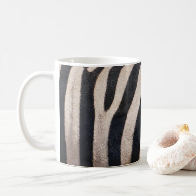 Caneca De Café Zebra Stripes Negra e Branca (Com Donut)