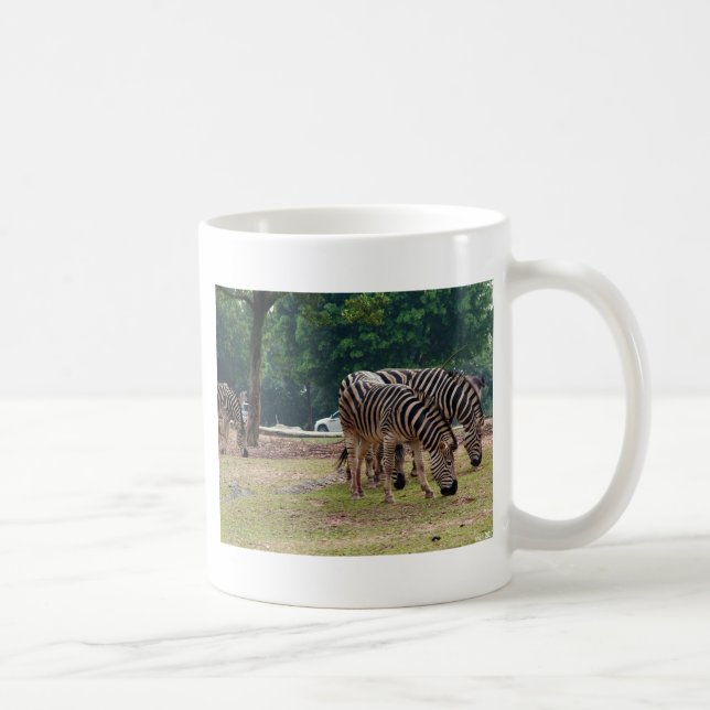 Caneca De Café zebras num zoológico selvagem (Direita)