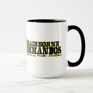 Caneca de canto do fulgor do amarelo do tiro