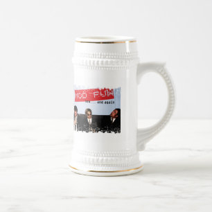 Caneca de cerveja afligida da beira