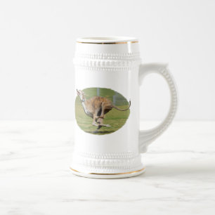 Caneca De Cerveja Alegria do funcionamento no Oval da grama