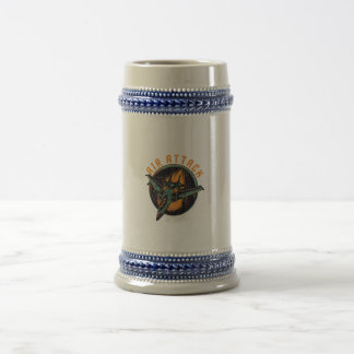 CANECA DE CERVEJA ATAQUE AÉREO