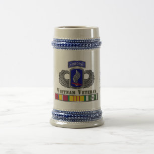 Caneca De Cerveja Brigada aérea de 173 Veterano Vietnã