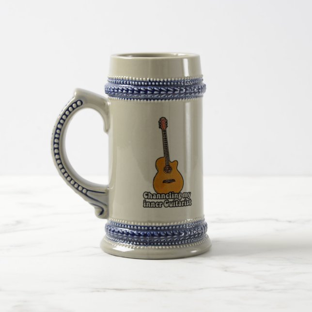 Caneca De Cerveja Canalizando meu guitarrista interno. (Esquerda)