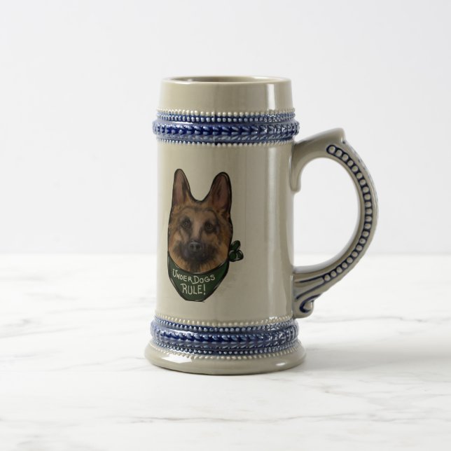 CANECA DE CERVEJA CÃO PASTOR ALEMÃO DESFAVORECIDO (Direita)