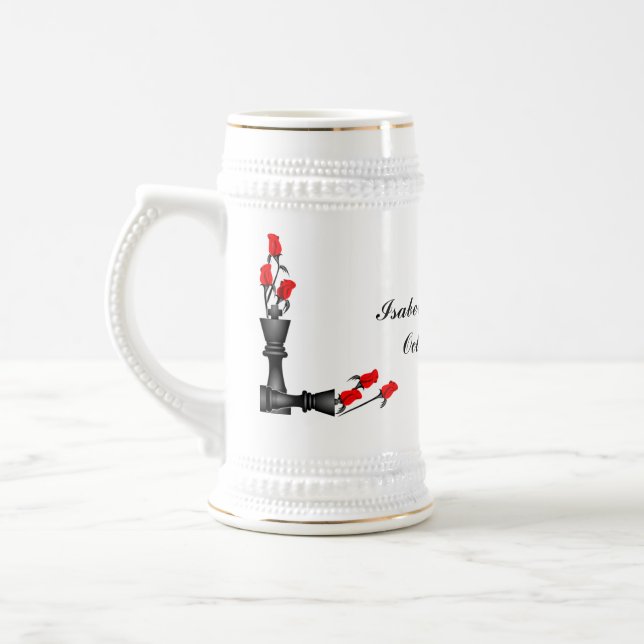 Caneca De Cerveja Casamento Gótico de Xadrez e Rosas (Esquerda)