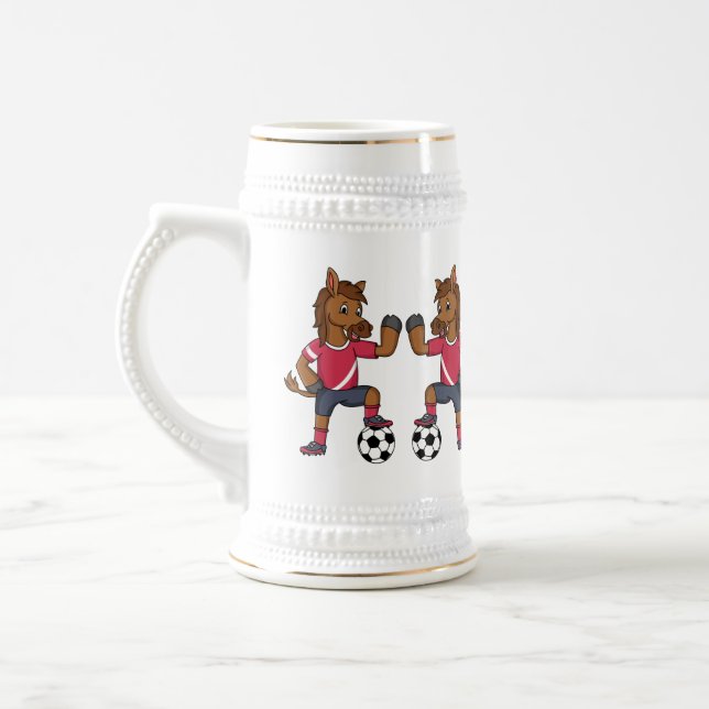 Caneca De Cerveja Cavalo engraçado bonito jogando cartoon de futebol (Esquerda)
