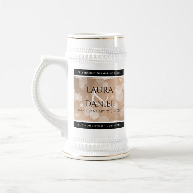 Caneca De Cerveja Celebração do Aniversário do Casamento Linen 28 (Esquerda)