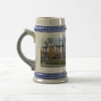 Caneca De Cerveja Cena da queda