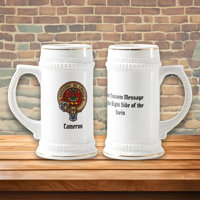 Caneca De Cerveja Clan Cameron Crest sobre Tartan (Criador carregado)