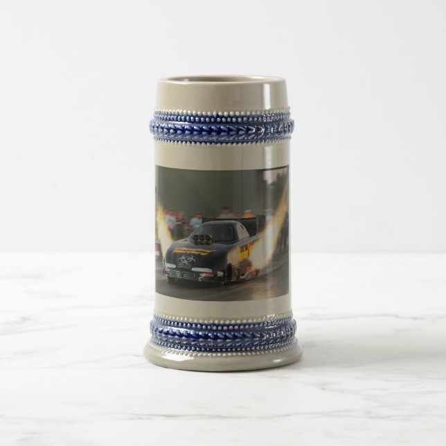 Caneca de cerveja da guerra química (Centro)