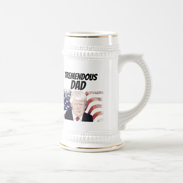 CANECA DE CERVEJA DE CERVEJA DE TRUMP COM DONALIDA (Direita)