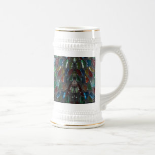 Caneca de cerveja de vidro contida