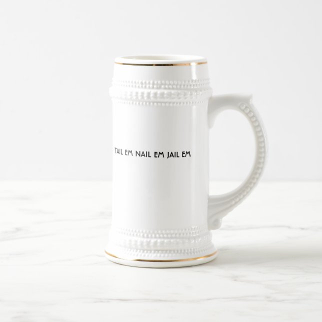 CANECA DE CERVEJA EM DA CADEIA DO EM DO PREGO DO EM DA CAUDA (Direita)