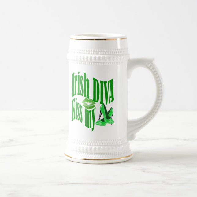 Caneca De Cerveja Engraçado Dia de São Patrício de diva irlandês (Direita)