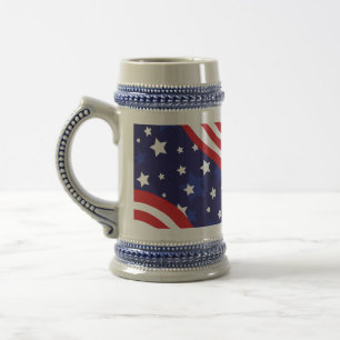Caneca De Cerveja Estrelas e Listras Estão Acenando
