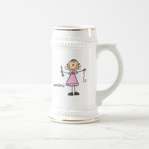Caneca De Cerveja Figura de Costureira em Pauzinhos