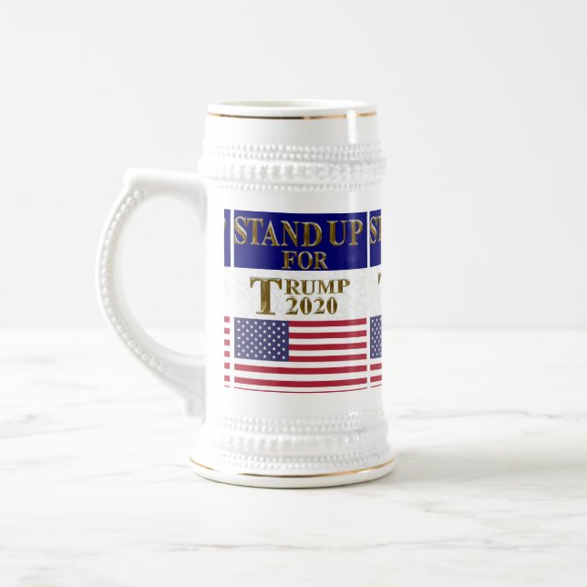 CANECA DE CERVEJA MANTENHA-SE PARA TRUMP (Esquerda)