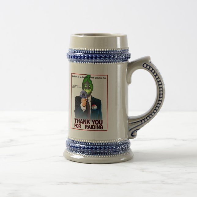 Caneca De Cerveja Obrigado invadindo (Direita)