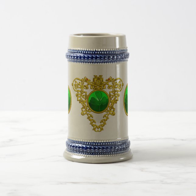 CANECA DE CERVEJA SAINT PATRICK'S CELTIC HEART (Centro)