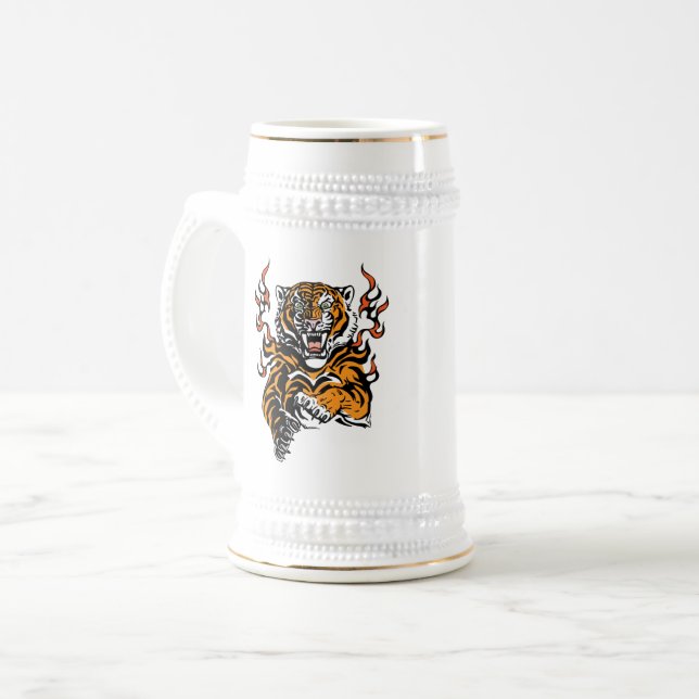Caneca De Cerveja Tigre raivoso nas línguas da chama (Frente Esquerda)