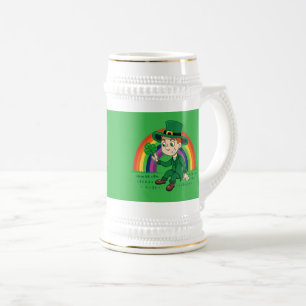 Caneca De Cerveja Toon leprechaun bonito com shamrock e arco-íris