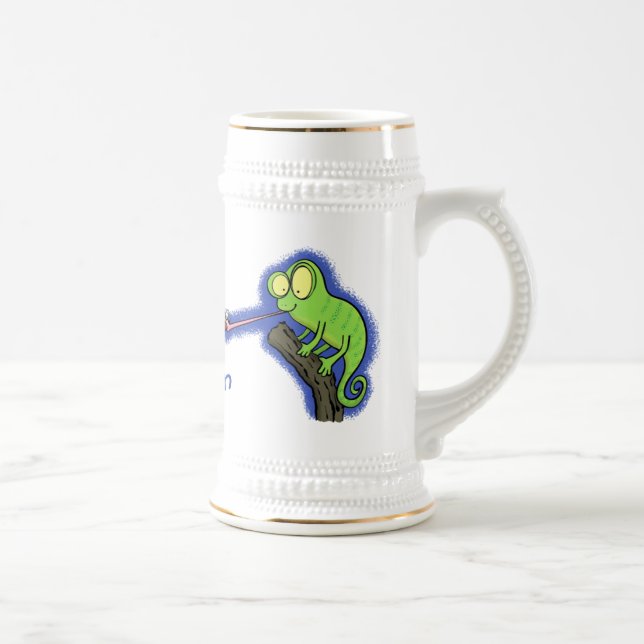 Caneca De Cerveja Um desenho animado verde-feliz chameleon lagarto (Direita)