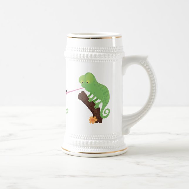 Caneca De Cerveja Um desenho animado verde-feliz chameleon lagarto (Direita)