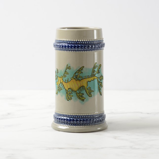 Caneca De Cerveja Uma ilustração engraçada e engraçada do desenho do (Centro)