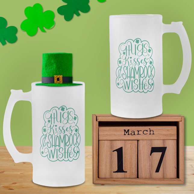 Caneca De Cerveja Vidro Jateado Abraços, Kisses e Shamrock desejam Ruas. Dia de Pa (Criador carregado)