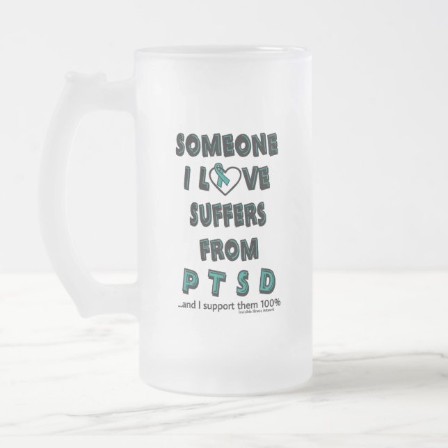 Caneca De Cerveja Vidro Jateado Alguém que eu amo...PTSD (Esquerda)