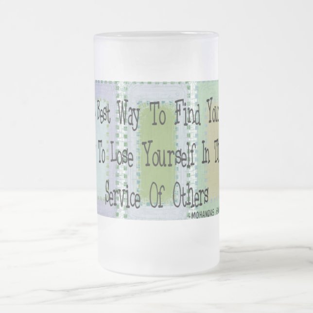 Caneca De Cerveja Vidro Jateado Assistente social (citações de Mahandas Gandhi) (Centro)