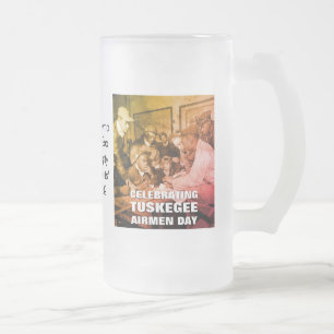 CANECA DE CERVEJA VIDRO JATEADO DIA DOS AVIADORES DE TUSKEGEE PERSONALIZADO