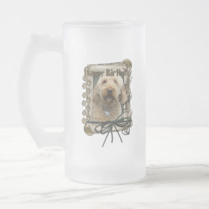 Caneca De Cerveja Vidro Jateado Feliz aniversario - patas de pedra - GoldenDoodle