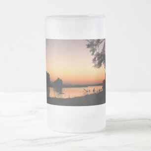 Caneca De Cerveja Vidro Jateado Levantamento do sol sobre o rio Zambesi
