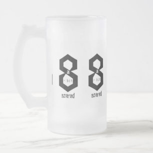 Caneca De Cerveja Vidro Jateado Mug Monocromático Assustado Grande 8 Bits