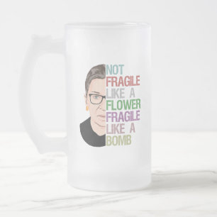 Caneca De Cerveja Vidro Jateado Não frágil como uma flor frágil como uma bomba